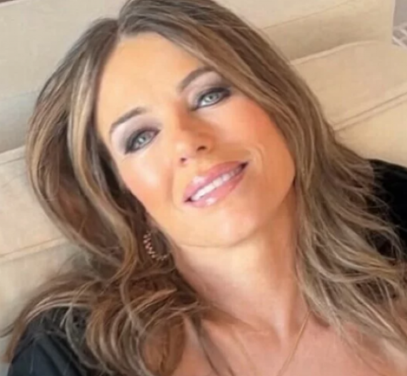 Kraljica bikinija se zanela sa fotošopom: Zbog jednog detalja na njenom telu svi su morali da zumiraju fotografiju