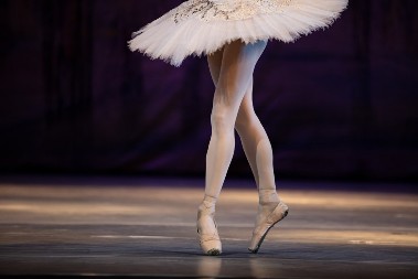 Baletski stil će se nositi 2025. godine: Nežne nijanse i lepršave suknje nisu samo za balerine, možete ih obući bukvalno svakog dana