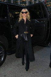 Zabrinjavajuća fotografija poznate glumice ostavila sve u čudu: Kažu da je nenormalno smršala i da više ne liči na sebe