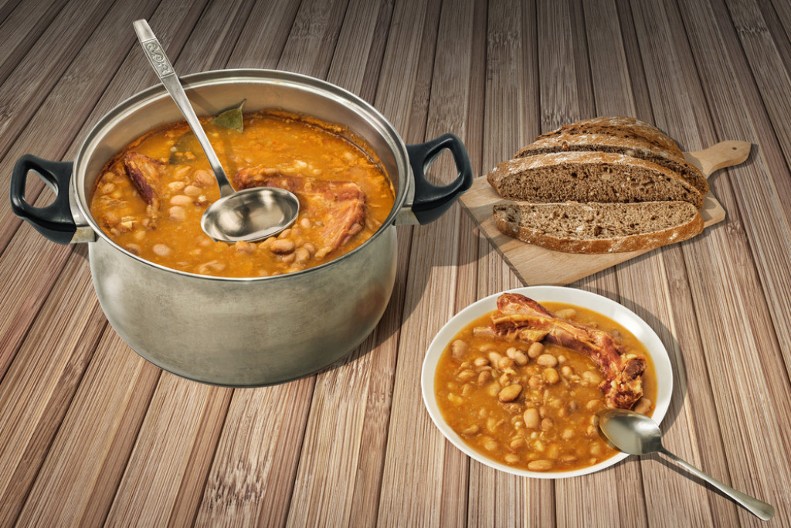 Otkrivena najveća tajna JNA: Kuvar pokazao dugo čuvani recept za pravi vojnički pasulj