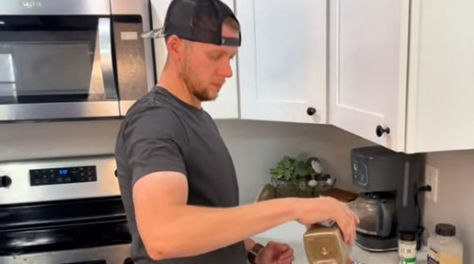 Godinu dana sam jeo samo jaja i crveno meso: Pogledajte šta mi se desilo