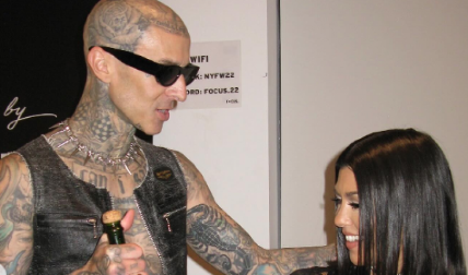 Njih stvarno nimalo nije sramota: Kortni Kardašijan čestitala mužu 49. rođendan, ovakvu sliku nismo očekivali