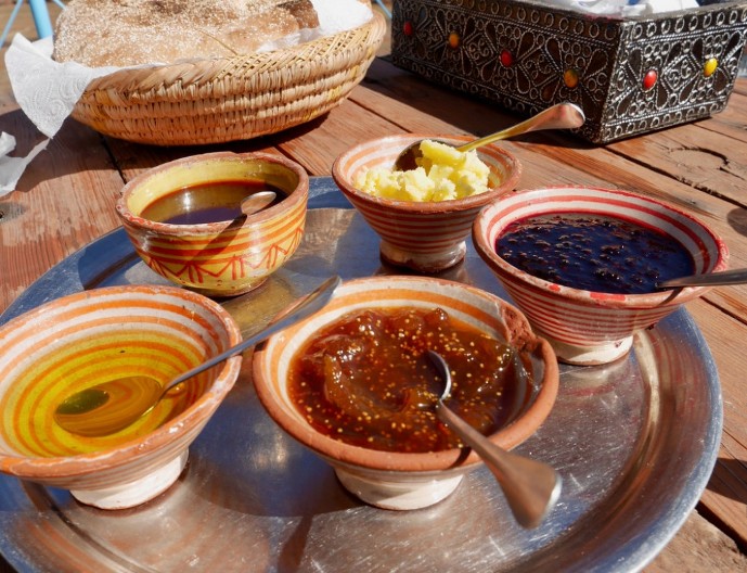 Creva će vam raditi kao sat: Samo gutljaj ovog soka i zaboravićete na zatvor i loše varenje