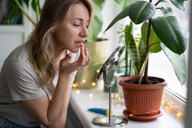 Suve usne mogu ukazivati na nedostatak ovog vitamina: Evo kako da rešite ovaj problem koji najčešće muči tokom zime