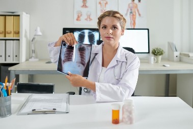 Jedna jeftina namirnica spas za bronhije: Pravo je blago za pluća i nalazi se svuda