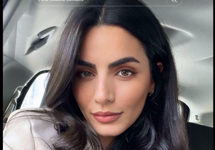 Ima 51 godinu i tvrdi da nema bore zbog 2 navike: Jedna je besplatna, a druga podrazumeva negu jeftinim povrćem