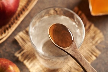 Uzmite kašičicu ove namirnice 10 minuta pre obroka: Ne samo da pomaže u otklanjanju umora, već i smanjuje nivo šećera i holesterola