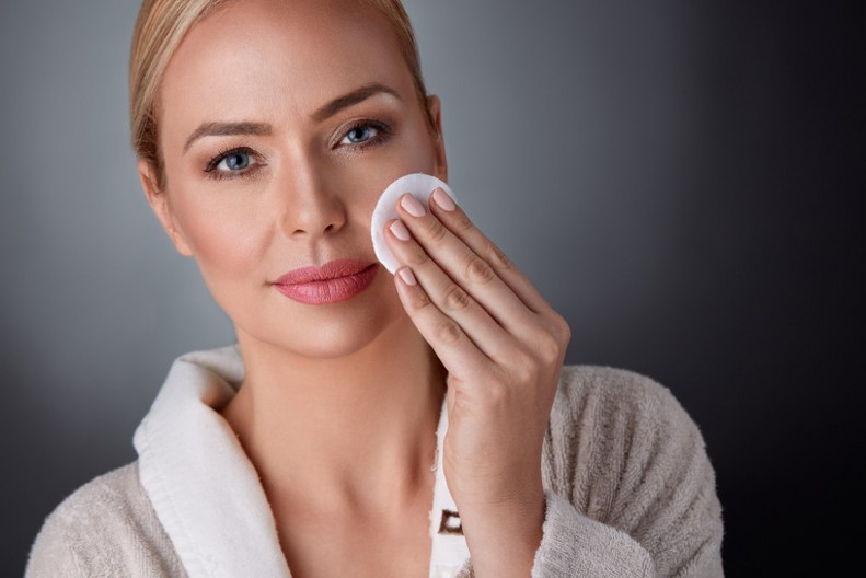 Kako ukloniti fleke sa lica: Prirodni losion od 2 sastojka čisti kožu i čini je nežnom