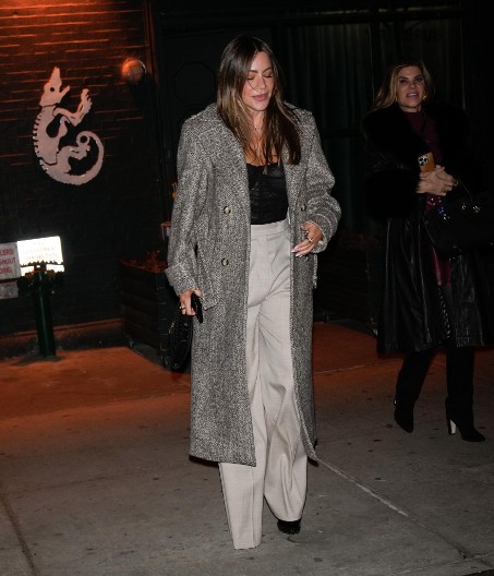 Najzgodnija žena na planeti "topila se" u društvu slavnog sportiste: Nisu skidali pogled jedno sa drugoga, varnice prštale na sve strane