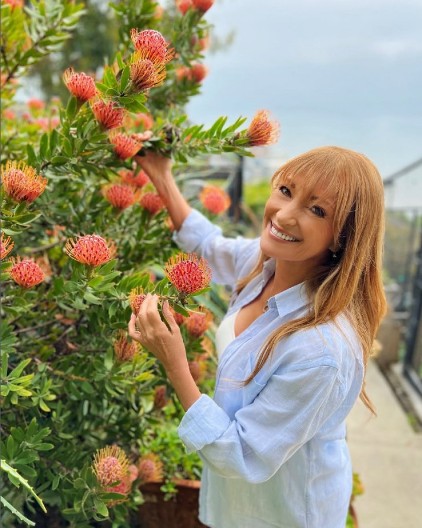 Džejn Sejmur (74) kao da ne stari: Ne drži dijete, nosi isti broj odeće od tinejdžerskih dana, a ovo je njena tajna