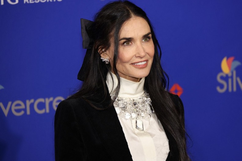 Obucite komplet i kraj: Najbolja odeća za žene koje ne znaju šta da obuku, elegantno, ženstveno i udobno u isto vreme