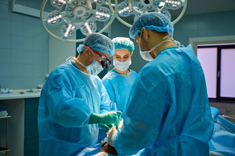 Doktor otkrio trik iz operacione sale: Evo kako bez lekova u roku od 20 minuta spustiti krvni pritisak