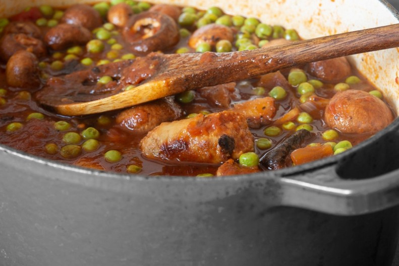 Vrsne domaćice obavezno stavljaju 1 sastojak u grašak: Ne treba vam zaprška, odmah će se zgusnuti