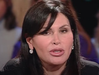 Zbog ljubavi promenila veru: Usledilo je 20 godina pakla, nije smela da izađe iz kuće