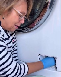 Greška koja nas skupo košta: Mašina za veš ima skriveni filter koji je potrebno čistiti na nekoliko meseci