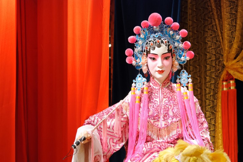 Detaljan kineski horoskop za 2025. godinu: Evo ko će pronaći srodnu dušu, a ko će sedeti na "rudniku zlata"