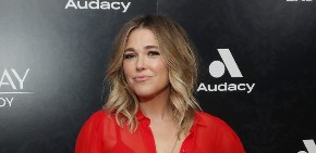 ,,To je bio veoma mračan period": Pevačica zbog kobne bolesti prošla kroz živi pakao, a ovaj simptom je definitivno bio najgori