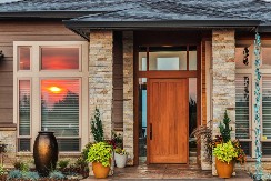 Pare će se lepiti za vas, a u kući vladati sreća: Stavite ovu biljku ispred ulaznih vrata