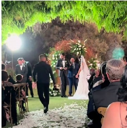 Na Tamarino venčanje "upao" nepozvan gost: Mladenci davali zavete, a onda je bizaran trenutak prekinuo ceremoniju