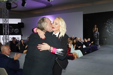 Uložili su ogroman novac, a onda je sve izgorelo u danu: Napravili unosan biznis, a posle požara zamalo su bankrotirali