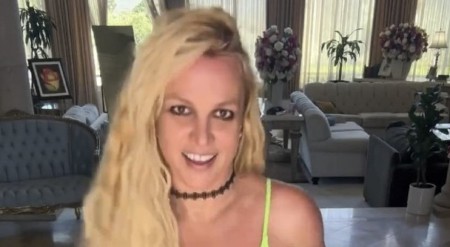 Britni Spirs nikad mlađa: Zablistala na svečanoj proslavi rođendana, niko ne veruje da je napunila ovoliko godina