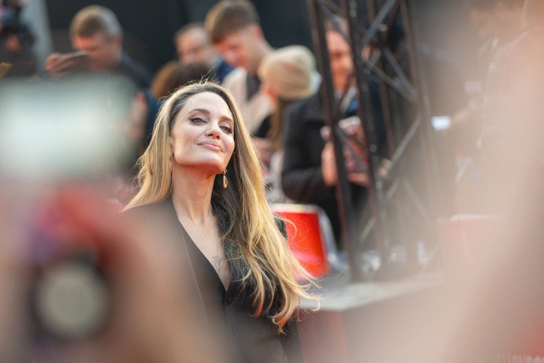 Bred Pit sad neće imati kud: Anđelina Džoli zadala novi udarac, sudsko prepucavanje se nastavlja