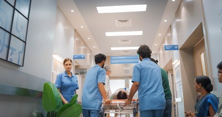 Novi virus napunio bolnice: U najgorem slučaju dovodi do smrti, a ove simptome ne smete ignorisati