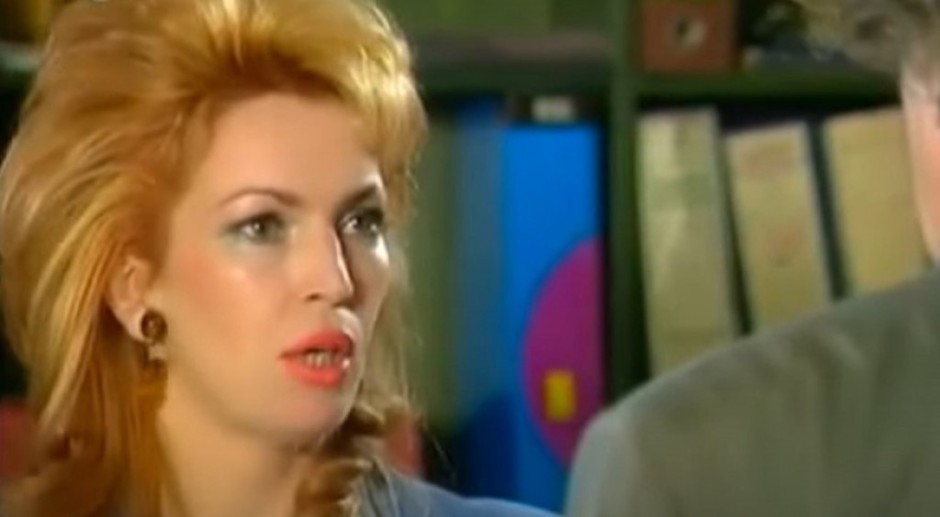 Obožavali ste u ulozi atraktivne sekretarice Bebe iz "Srećnih ljudi", a onda nestala: Gde je i šta radi glumica Gordana Bjelica?