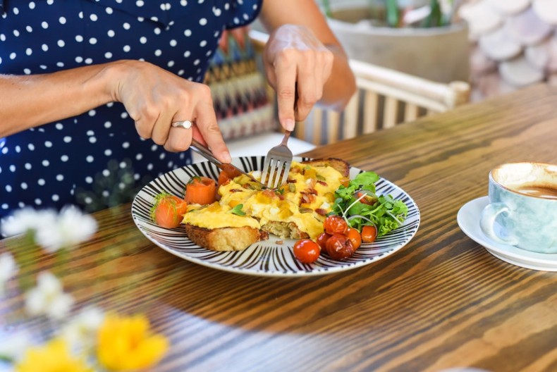 Ovaj doručak ubija vaš imunitet: Nutricionisti otkrili velike greške koje pravimo svako jutro