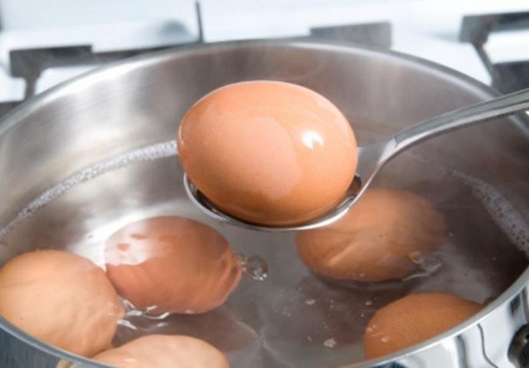 Snežanin trik sa kuvanim jajetom postao hit na internetu: Žene se pitaju kako im do sada ovo niko nije rekao