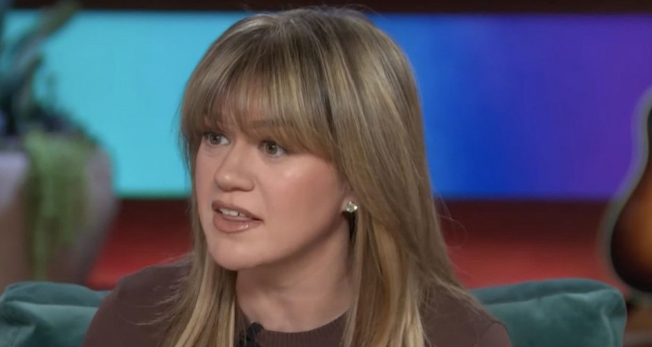 Džemper može biti elegantan: Savršen model u kome ćete se osećati ženstveno i doterano bez mnogo truda, hit je među Srpkinjama