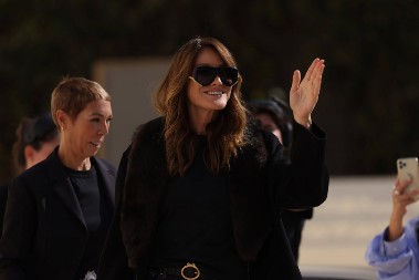 Bila je dete greha svoje majke i tinejdžera: Život ove lepotice je skandal, spavala je s ocem i sinom, pa jednom rodila dete!