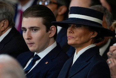 Ne može da podnese kada njih dvoje ovo rade, isplivao i snimak: Šta Donald Tramp zamera Melaniji i Baronu?