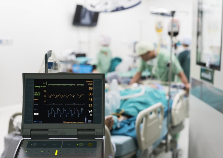 Tri crvene zastavice koje morate prepoznati: Kardiohirurg otkriva znakove da bi mogli imati slabo srce