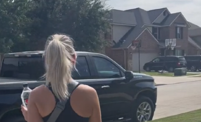 Pas joj odgrizao nos: Žena je bila van sebe od šoka, a ono što je njen dečko uradio rasplakalo je ceo svet