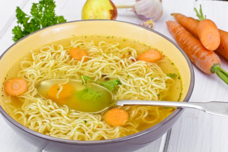 Ne da popravlja ukus, nego bude 1.000.000 puta bolji: Šta treba dodati u domaću supu kada je kuvate, raspametićete vas ovaj trik