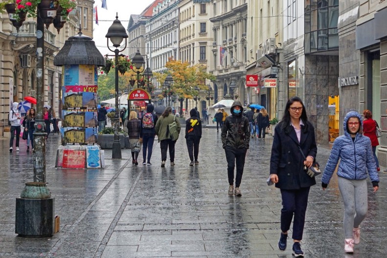 Uskoro počinje zimsko računanje vremena: Evo koje tegobe može da izazove i kako da ih izbegnete