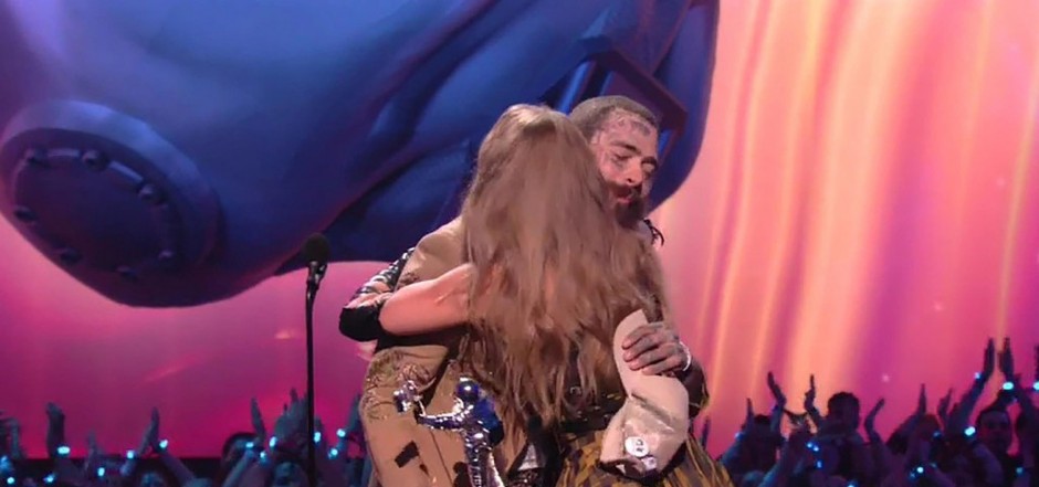 ,,Jeste li spremni?": Omiljena plavuša u Srbiji će biti voditeljka ovogodišnje dodele Gremi nagrada, njene pesme zna ceo svet