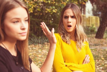 Sestra mi zavodi verenika: Malo je reći da sam pobesnela kada sam saznala, sada imam samo jednu opciju