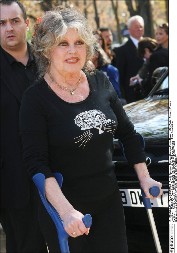 Čuvena Brižit Bardo hospitalizovana: Morala je na hitnu intervenciju, njeno stanje je zabrinjavajuće!