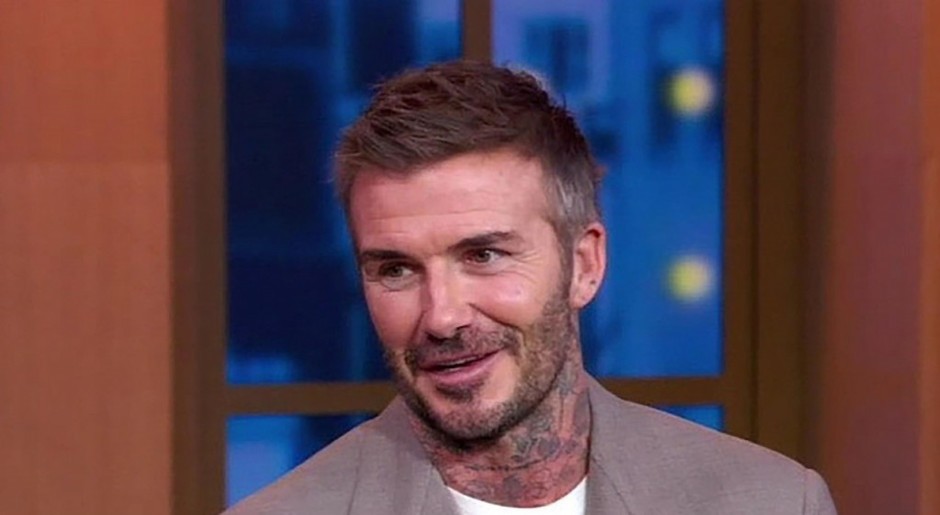 Sada znamo kako Bekam uspeva da izgleda kao milion dolara:  Uskoro puni 50 godina, a ni duplo mlađi frajeri ne mogu da mu stanu na crtu!