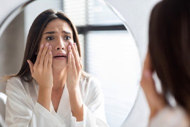 Popularan, ali nije dobar: Eksperti upozorili na opasan trend nege lica, evo kako utiče na kožu