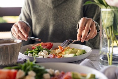 Zaboravite na salate i glad: Ove namirnice će vas lepo zasititi, a istovremeno tope kilograme