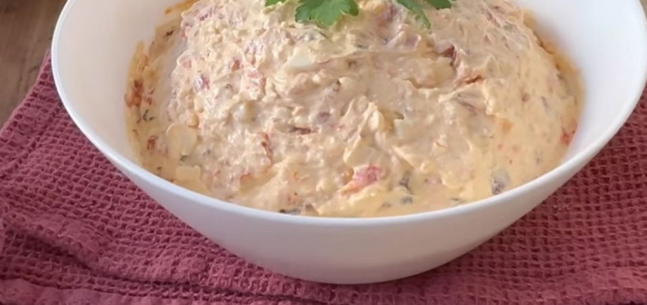 Ruska salata je prošlost: Hit salata ove zime - Bogata, ukusna i prava “kalorična bomba” koju prave bake s Balkana