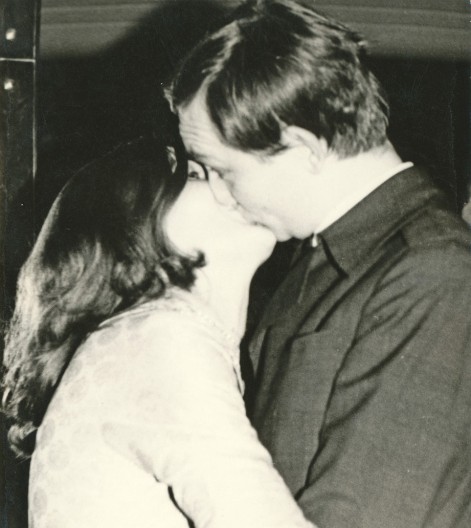 Najlepšu ljubavnu priču bivše Juge prekinula je njegova smrt: Ona ni posle 34 godine nije pomislila na drugog, još uvek mu piše pisma