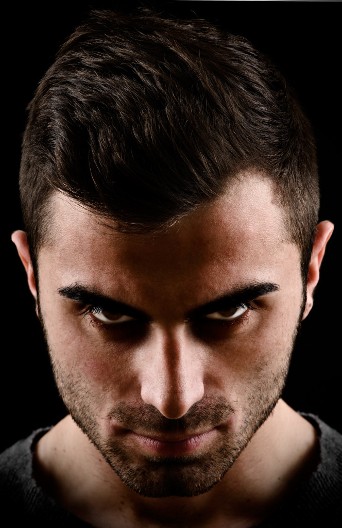 Toliko su okrutni da im se bolje sklonite sa puta: Ova 4 znaka su najsurovija kada im se neko zameri, ne biraju reči