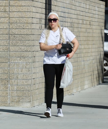 Poznata glumica je bila smeštena u psihijatrijsku bolnicu: Danas hoda ulicama slobodno, ali svi misle da se nije izlečila