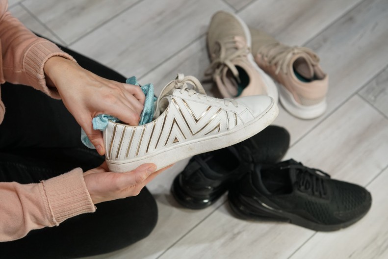 Patike vam smrde na znoj: Ne mora odmah veš mašina, samo ubacite jednu namirnicu i neprijatan miris nestaje za tren