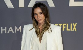 Šminka kao od Viktorije Bekam: Evo kako da izgledate kao zvezda, ovaj stil podmlađuje i prkosi vremenu