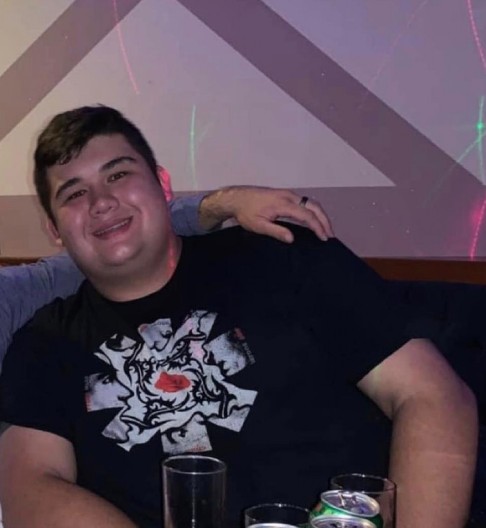 „Zbog debljine nisam mogao da zavežem pertle“: Momak (24) je smršao 82 kilograma, a nije uopšte gladovao, čak je jeo i kolače!